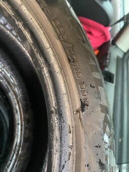 Zimní pneu 225/50/R18 Falken 2ks - 4