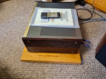 Accuphase E-405 - 4