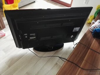 Samsung TV 46" (117 cm) - 4