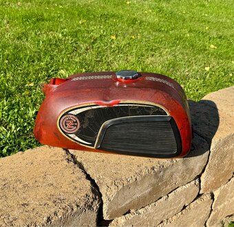 ČZ 125 175 - nádrž s víčkem - 4