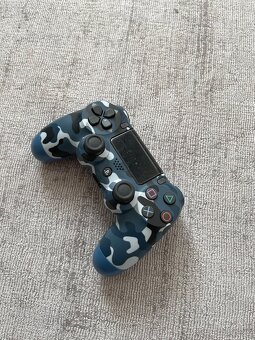Ovladač pro PS4 - 4