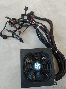 Plně funkční PC komponenty. - 4