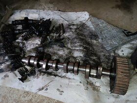 Díly z motoru 1.9 TDI 85kw - 4