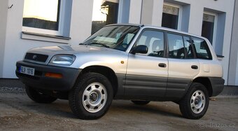 Toyota RAV4 2.0i benzin 4x4 - 4