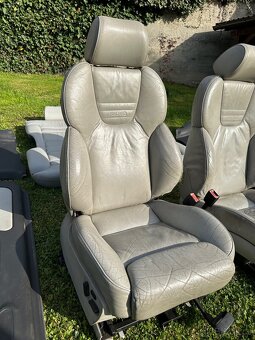 Interiér Audi S3 8L - sedačky RECARO a tapce - 4