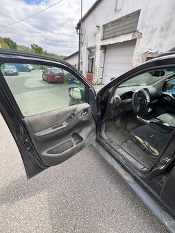 Nissan Navara D40 - 4