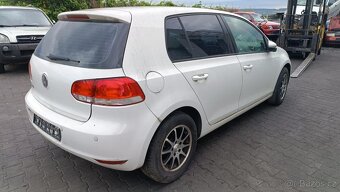 VW GOLF 6 1.2tsi 63kW barva LB9A - 4