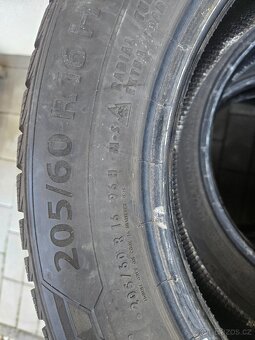 Zimní pneu 205/60 R16 - 4