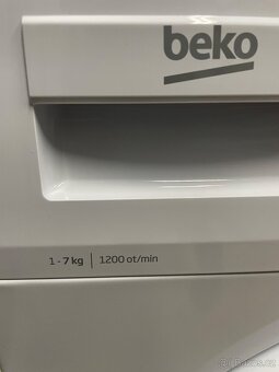Nepoužitá pračka Beko EWUE76261CSH1W - 4