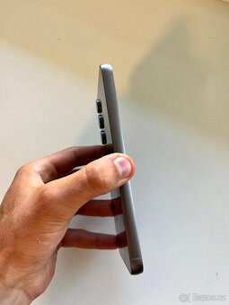 Samsung galaxy S23Fe - 4