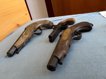 Prodám 3ks repliky perkusních pistolí - 4