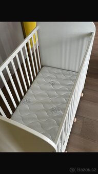 Dětská postýlka IKEA s matrací - 4