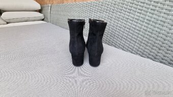 KOTNÍKOVÉ BOTY SAGAN 38 - 4