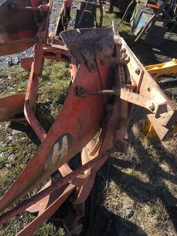 Pluh 2 radliční otočný do měkkého terénu - 4