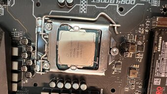 Intel i7 7700k + MSI Z270 Gaming Pro Carbon - 4