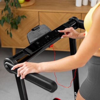 Běžecký pás (v záruce) - 4