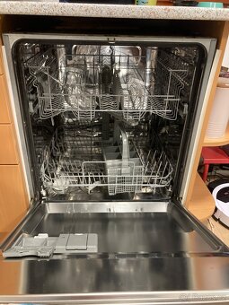 Myčka na nádobí - 4