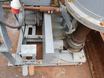 Zatáčecí rameno - 4