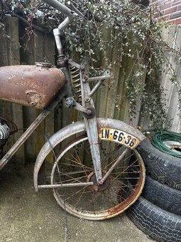 Jawa robot konvolut dílu - 4