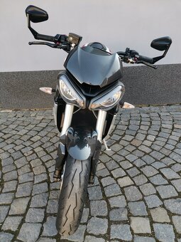 Triumph Street triple - 4