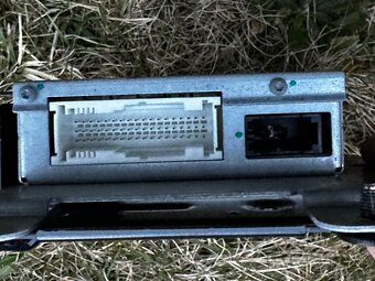 Multimediální jednotka BMW E90 - 4