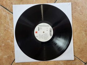 Prodám LP EURYTHMICS-Touch Dance 1984 - 4