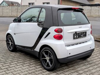 SMART FORTWO MHD AUTOMAT 1.0i 45kW JEN 107TKM - 4