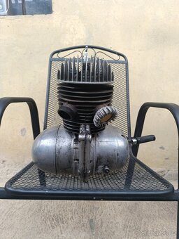 Jawa 175/356 Motor - 4