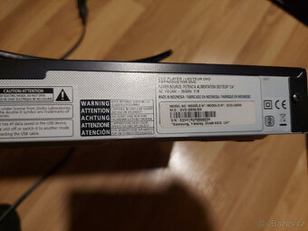 Samsung DVD-D530 - DVD přehrávač, USB, HDMI, ovladač - 4