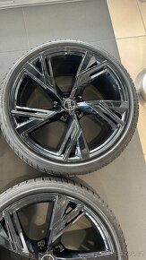 Audi RS6 - rok 2022 - originál sada kol - 4