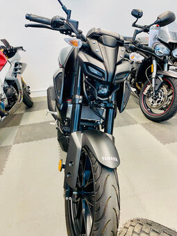 MT-125 ABS = NAJETO POUZE 442 KM / A1 - 4