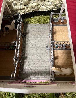 schleich stáj - 4