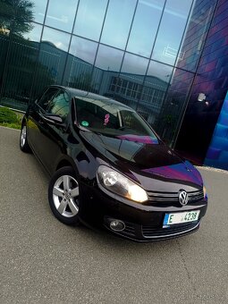 VW Golf 6 STYLE 1.2Tsi 77kw plný servis, 1.majitelka - 4