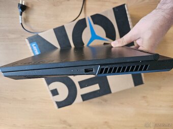 Herní notebook Lenovo Legion, AMD Ryzen 7, GeForce RTX 2060 - 4
