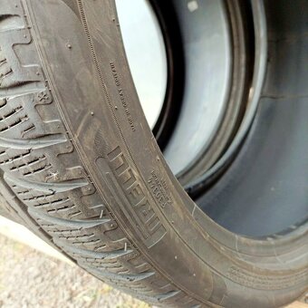 22" PNEU – 285/35/R22 – ZIMNÍ - PIRELLI - 4