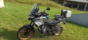 CF moto 800 MT Touring - 4