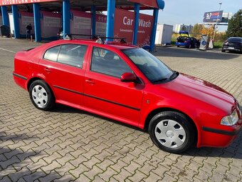 Škoda Octavia 1.6i tour - 4