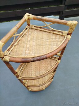 Ratanový rohový regál - 4