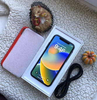 NEVÍDANĚ ZACHOVALÝ – Apple iPhone X 64GB Gray - TOP - 4