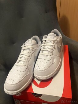 Nike Big Nike Low - 4