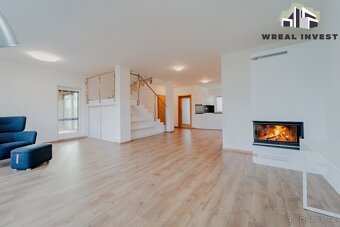 PRODEJ NOVOSTAVBY RD 4+KK S DVOUGARÁŽÍ VE VELKÉ POLOMI - 4