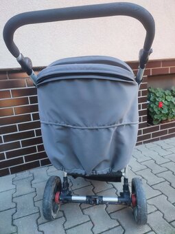 Sportovní kočárek nosnost 20 kg - 4