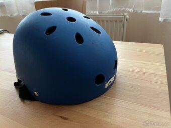 Prodám kvalitní dětské přilby/přilba . - 4