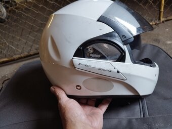 Překlopná přilba Shark - 4