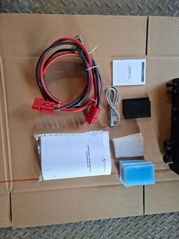 Solární Měnič Axpert max 3600w 24V - 4