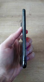 iPhone XS 64GB Šedý - 4
