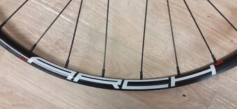 Nové přední zapletné MTB kolo 29" Tubeless Ready - 4