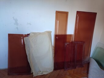 Skla a plexiskla na obytný karavan - 4