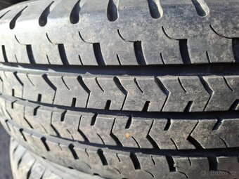 Hyundai H1 rok 2000 - disky s letními pneumatikami 195 R14C - 4