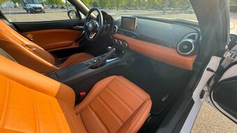 Fiat 124 Spider - 4